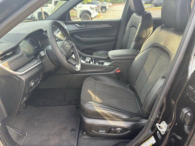 new 2025 Jeep Grand Cherokee L car, priced at $39,730