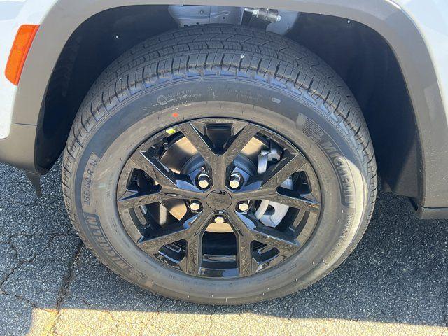 new 2025 Jeep Grand Cherokee car, priced at $37,135