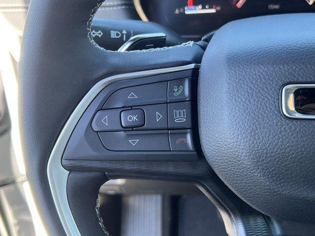 new 2025 Jeep Grand Cherokee car, priced at $37,135