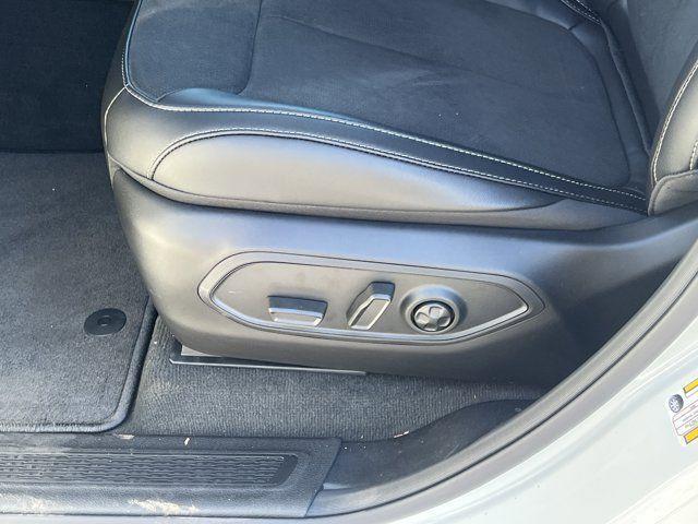 new 2025 Jeep Grand Cherokee car, priced at $37,135