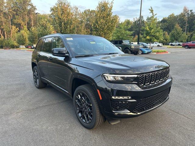 new 2025 Jeep Grand Cherokee car, priced at $60,060