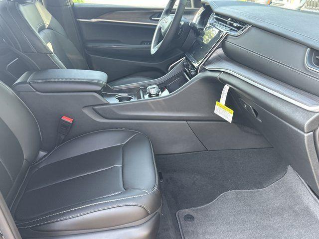 new 2025 Jeep Grand Cherokee car, priced at $44,435