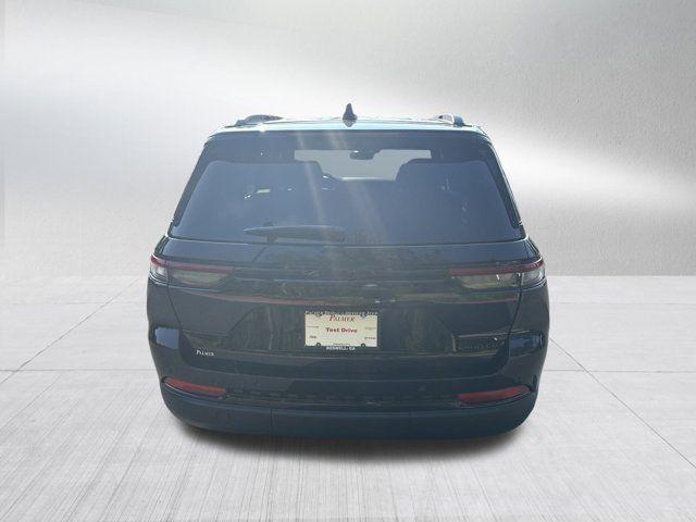 new 2025 Jeep Grand Cherokee car, priced at $44,435