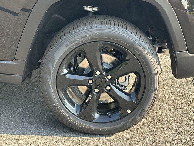 new 2025 Jeep Grand Cherokee car, priced at $44,435