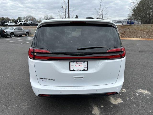 new 2024 Chrysler Pacifica car, priced at $41,400