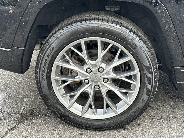 used 2024 Jeep Grand Cherokee car, priced at $48,991