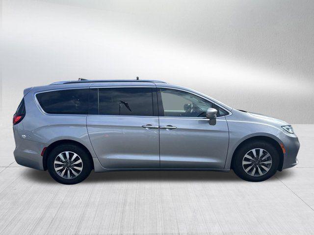 used 2021 Chrysler Pacifica car, priced at $19,491