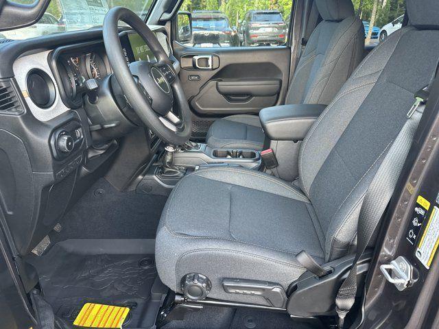 new 2025 Jeep Wrangler car, priced at $37,345