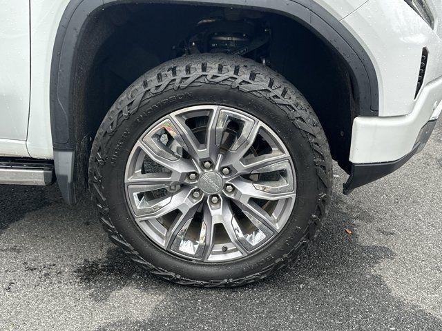 used 2022 GMC Sierra 1500 car, priced at $43,991