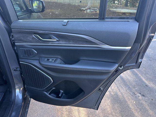 new 2025 Jeep Grand Cherokee car, priced at $37,010