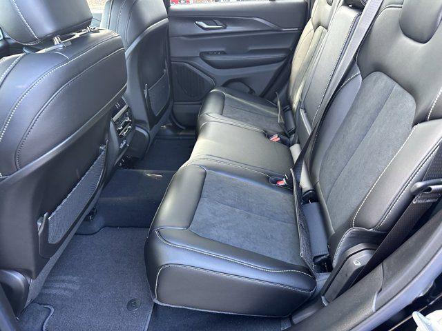 new 2025 Jeep Grand Cherokee car, priced at $37,730