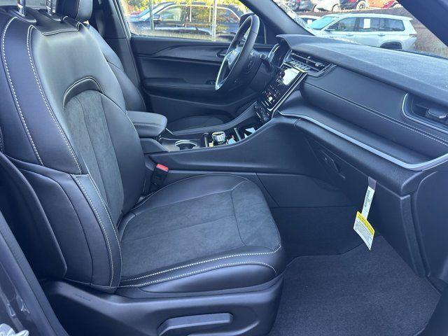 new 2025 Jeep Grand Cherokee L car, priced at $39,730