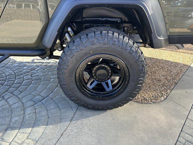 new 2025 Jeep Gladiator car, priced at $49,991