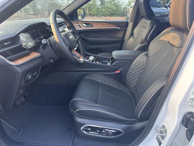 new 2025 Jeep Grand Cherokee car, priced at $59,465