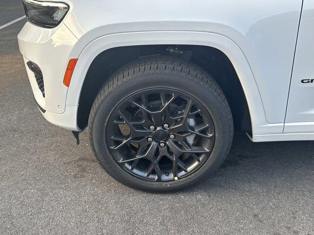 new 2025 Jeep Grand Cherokee car, priced at $59,465