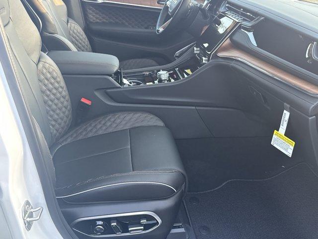 new 2025 Jeep Grand Cherokee car, priced at $59,465