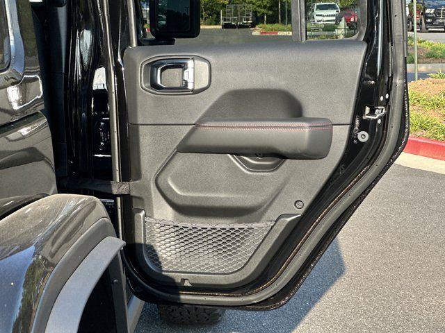 new 2025 Jeep Wrangler car, priced at $57,755