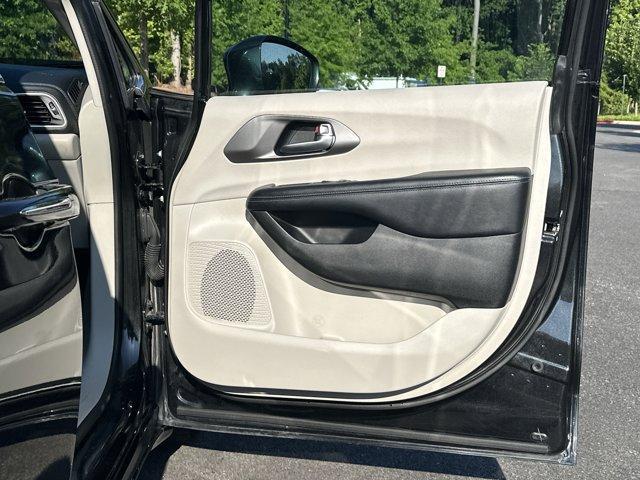 used 2021 Chrysler Pacifica car, priced at $16,991