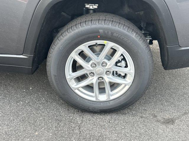 new 2025 Jeep Grand Cherokee L car, priced at $35,125