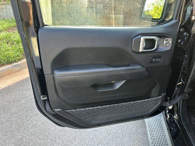 used 2022 Jeep Wrangler Unlimited car, priced at $32,991