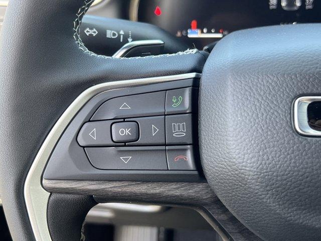 new 2025 Jeep Grand Cherokee car, priced at $37,010