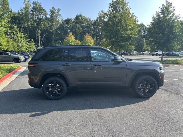 new 2025 Jeep Grand Cherokee car, priced at $46,435