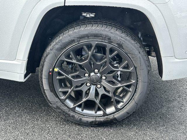 new 2025 Jeep Grand Cherokee car, priced at $59,465