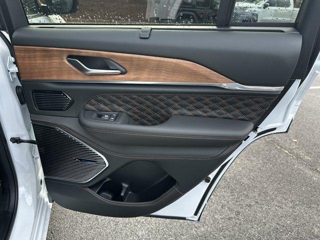 new 2025 Jeep Grand Cherokee car, priced at $59,465