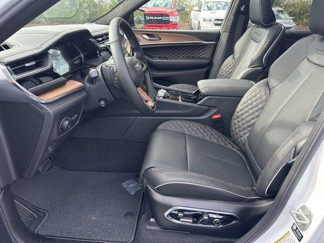 new 2025 Jeep Grand Cherokee car, priced at $59,465