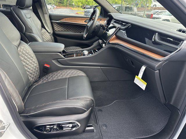 new 2025 Jeep Grand Cherokee car, priced at $59,465