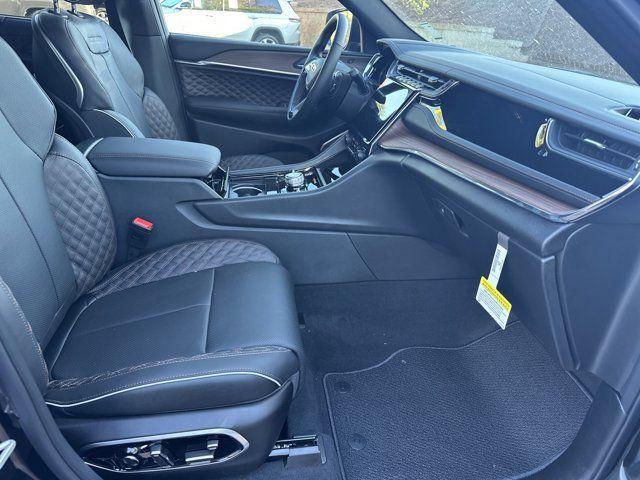 new 2025 Jeep Grand Cherokee car, priced at $55,075