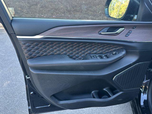 new 2025 Jeep Grand Cherokee car, priced at $55,075