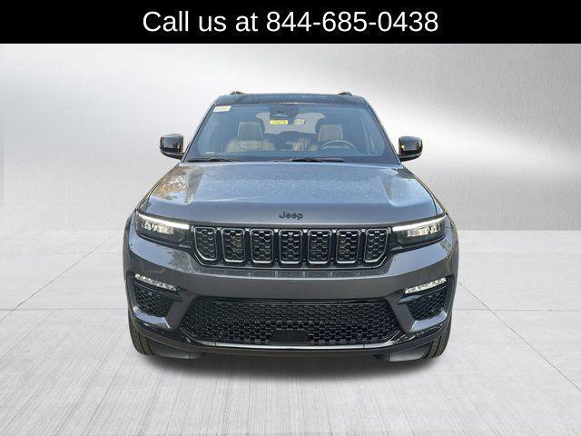 new 2025 Jeep Grand Cherokee car, priced at $60,060