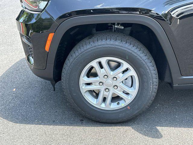 new 2024 Jeep Grand Cherokee car, priced at $32,425