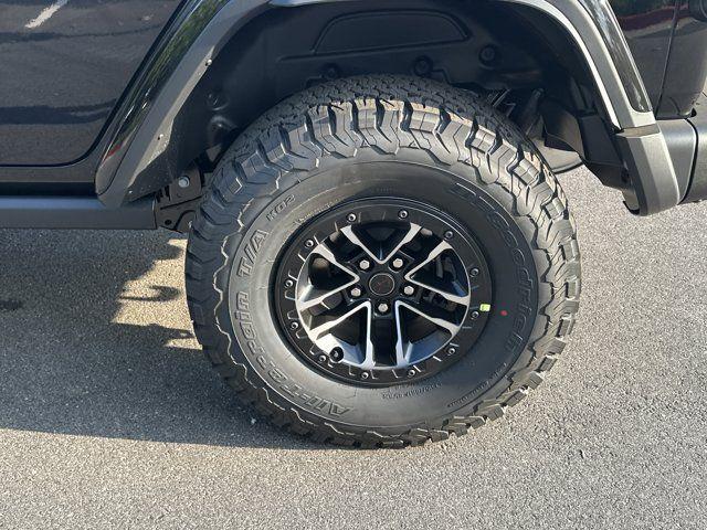 new 2025 Jeep Wrangler car, priced at $60,760