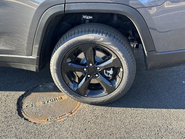 new 2025 Jeep Grand Cherokee L car, priced at $57,335