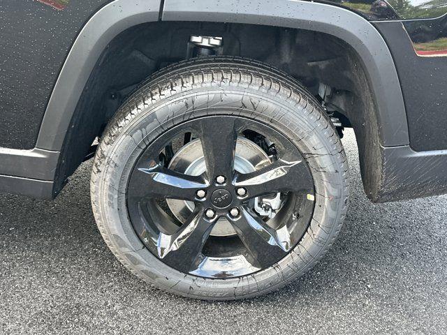 new 2025 Jeep Grand Cherokee L car, priced at $43,835