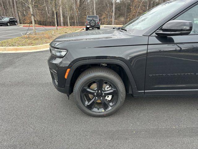 new 2025 Jeep Grand Cherokee car, priced at $50,230