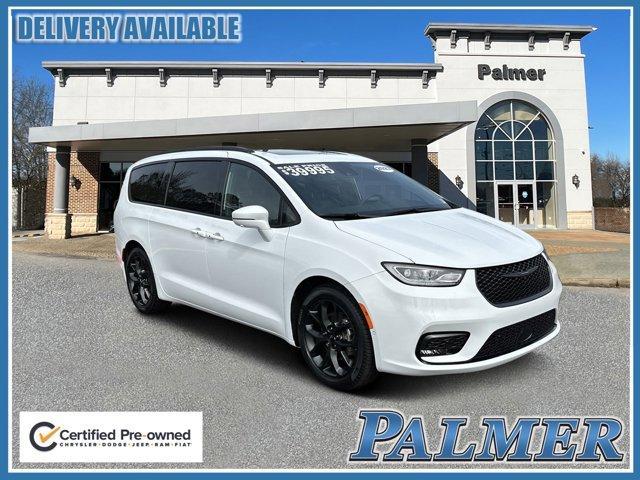 used 2022 Chrysler Pacifica car, priced at $34,991