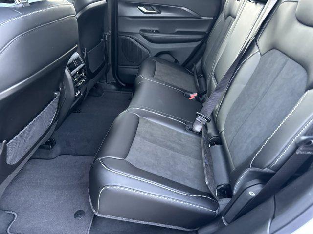 new 2025 Jeep Grand Cherokee car, priced at $37,135