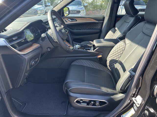 new 2025 Jeep Grand Cherokee car, priced at $59,155