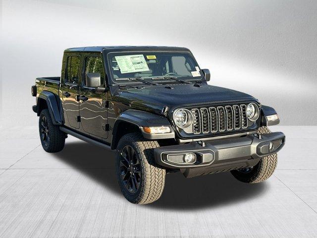 new 2025 Jeep Gladiator car, priced at $39,035