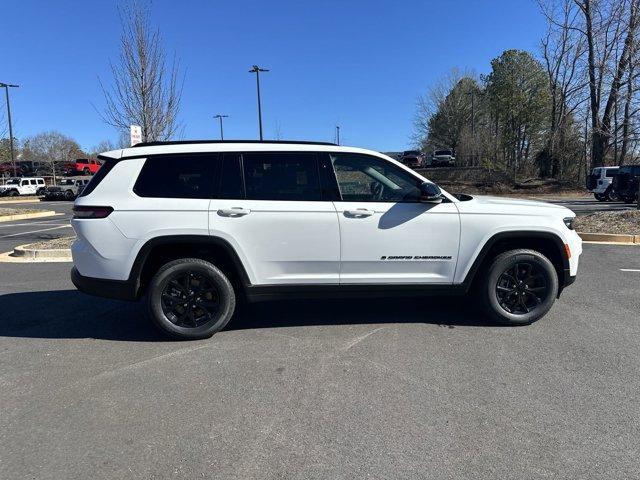 new 2024 Jeep Grand Cherokee L car, priced at $39,435