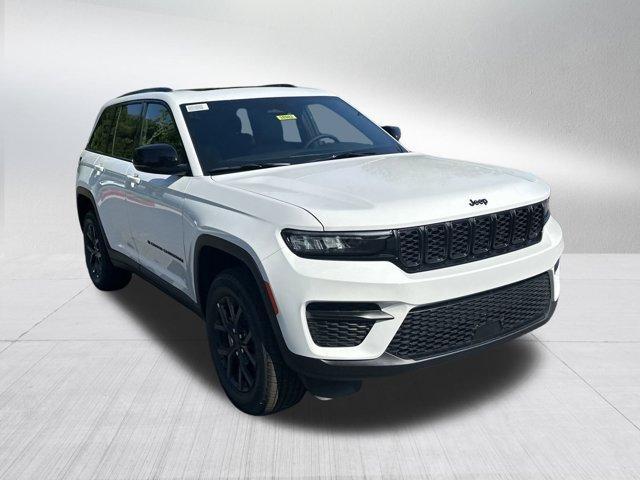 new 2025 Jeep Grand Cherokee car, priced at $44,135