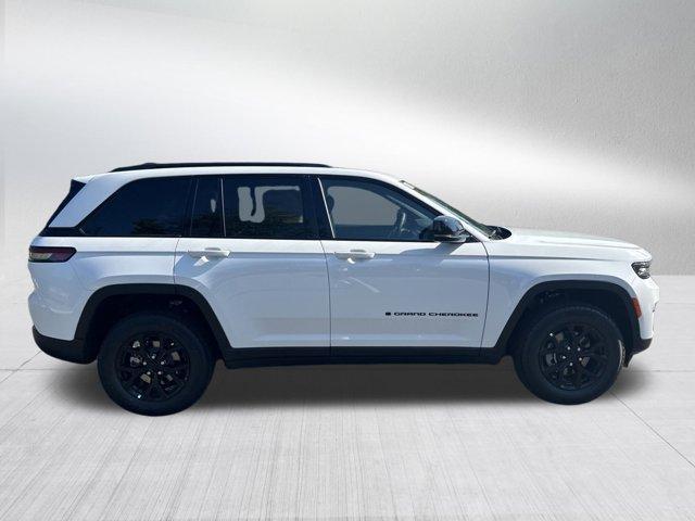 new 2025 Jeep Grand Cherokee car, priced at $44,135