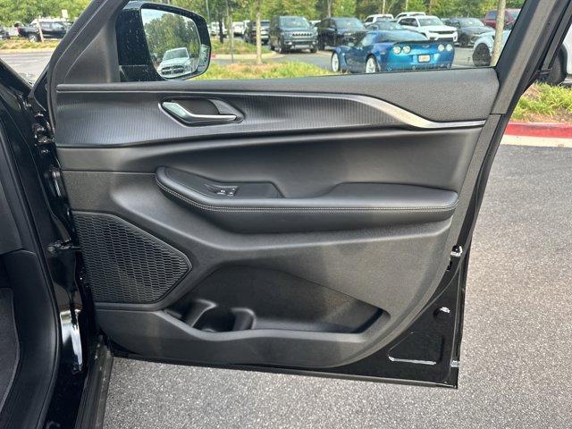 new 2025 Jeep Grand Cherokee L car, priced at $37,730