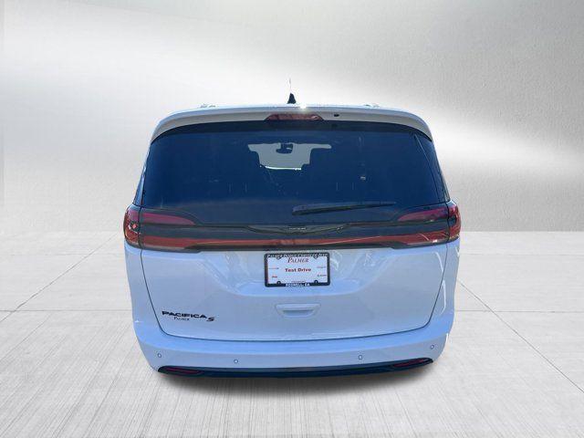 new 2024 Chrysler Pacifica car, priced at $40,295