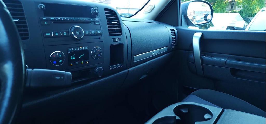used 2013 GMC Sierra 1500 car, priced at $13,998