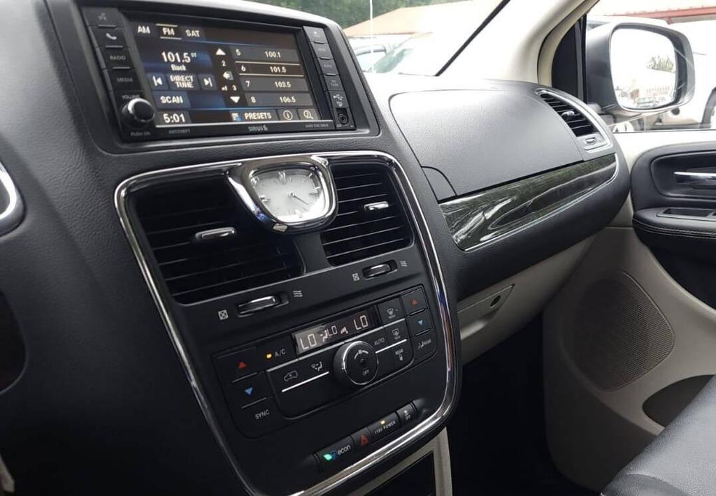 used 2016 Chrysler Town & Country car, priced at $7,798