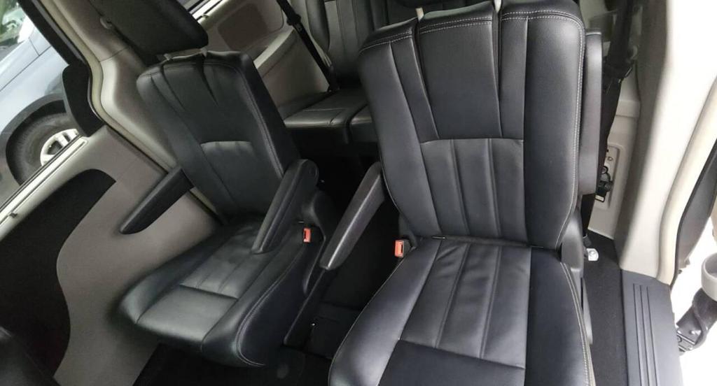 used 2016 Chrysler Town & Country car, priced at $7,798